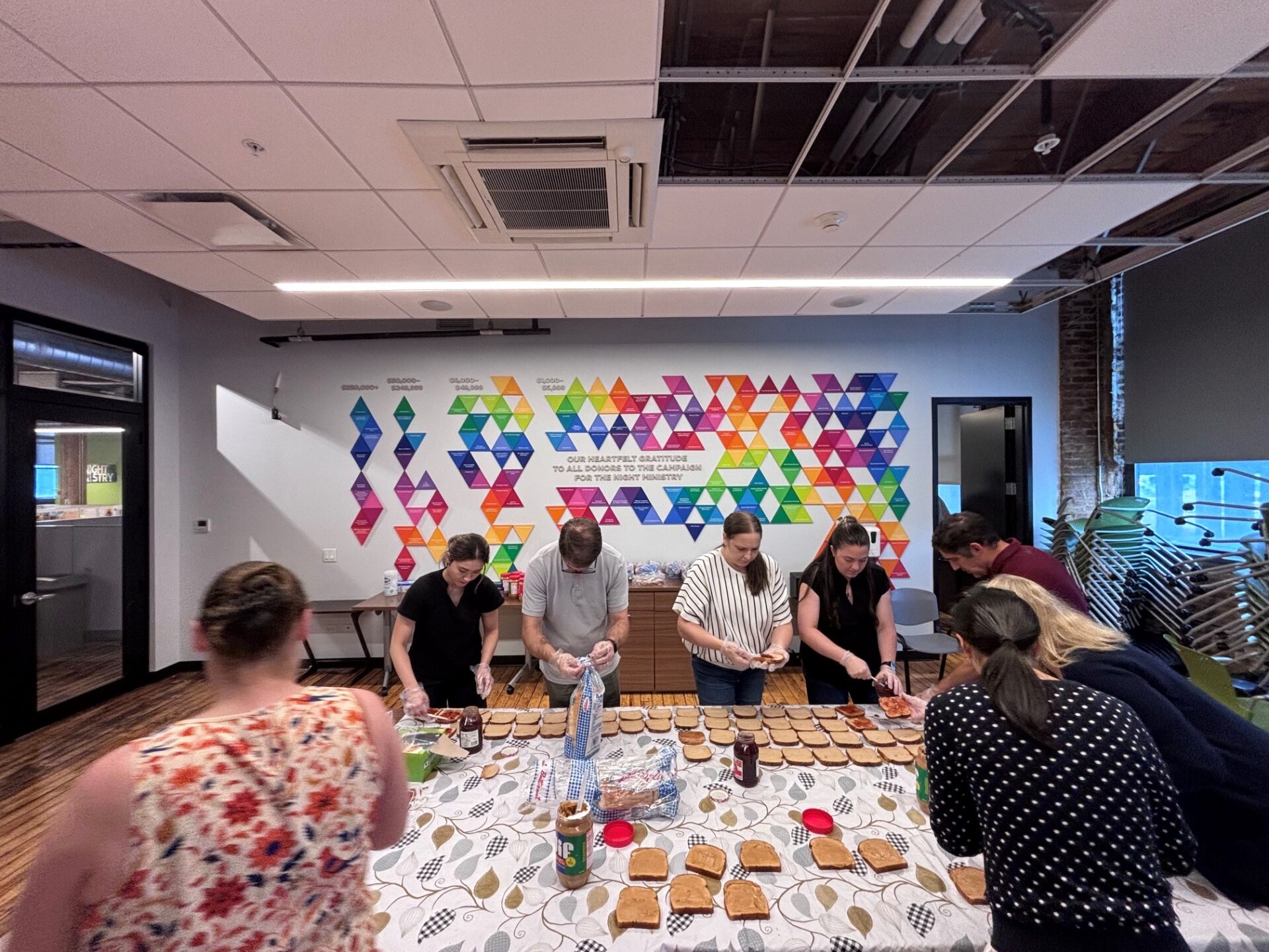 RHP Risk Management staff volunteering with The Night Ministry at the 2026 Annual Firmwide